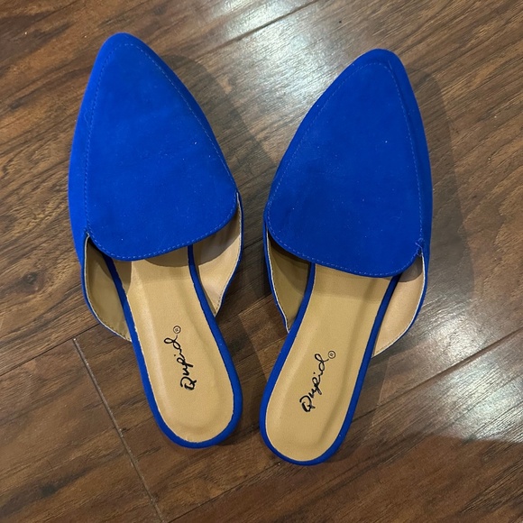 Qupid Shoes - Qupid suede flats women's size 6